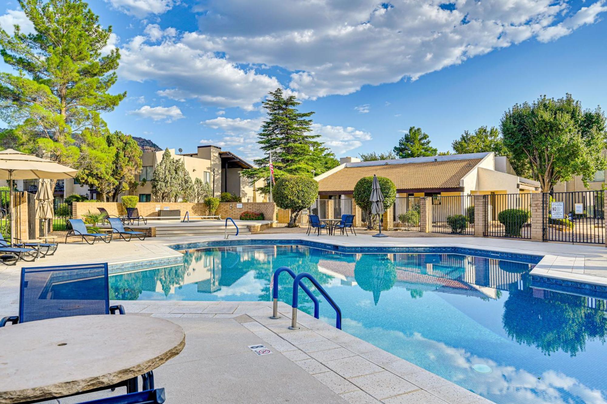 Peaceful Sedona Resort Retreat With Pool Access Eksteriør bilde